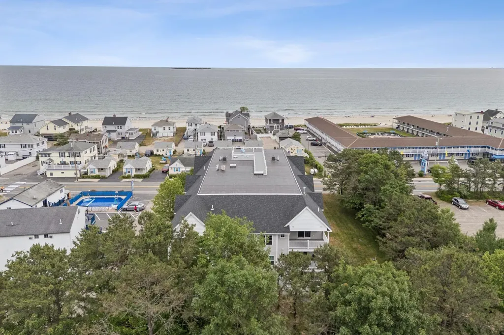 170 E Grand Avenue Old Orchard Beach ME 04064