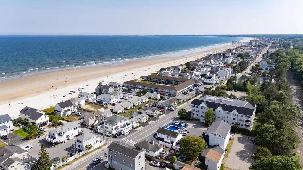 170 E Grand Avenue Old Orchard Beach ME 04064