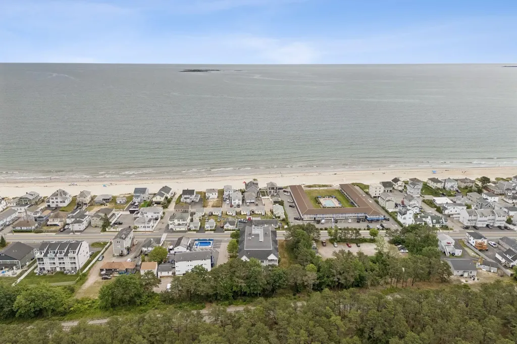 170 E Grand Avenue Old Orchard Beach ME 04064