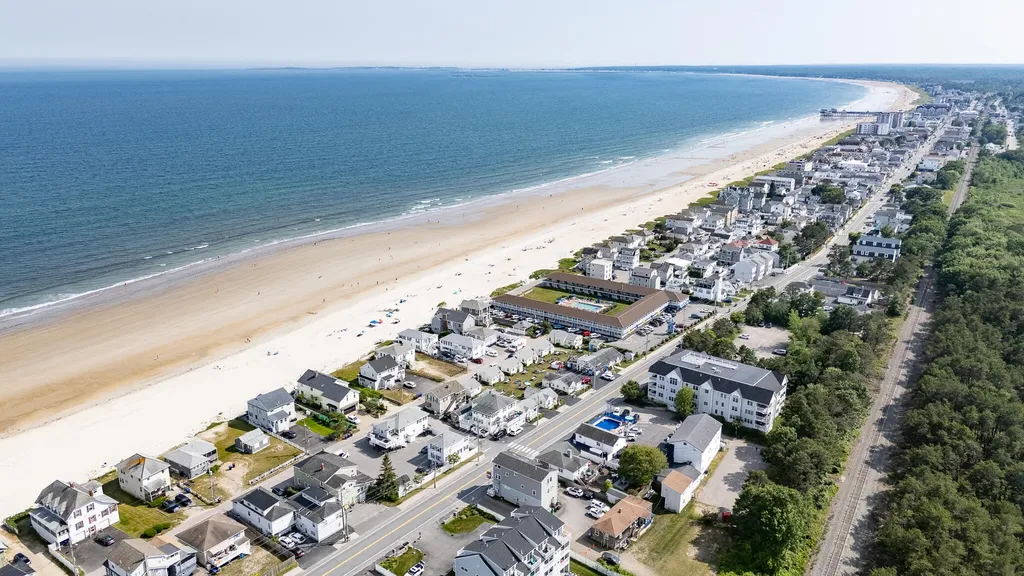 170 E Grand Avenue Old Orchard Beach ME 04064
