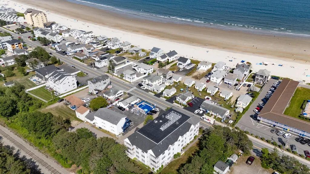 170 E Grand Avenue Old Orchard Beach ME 04064