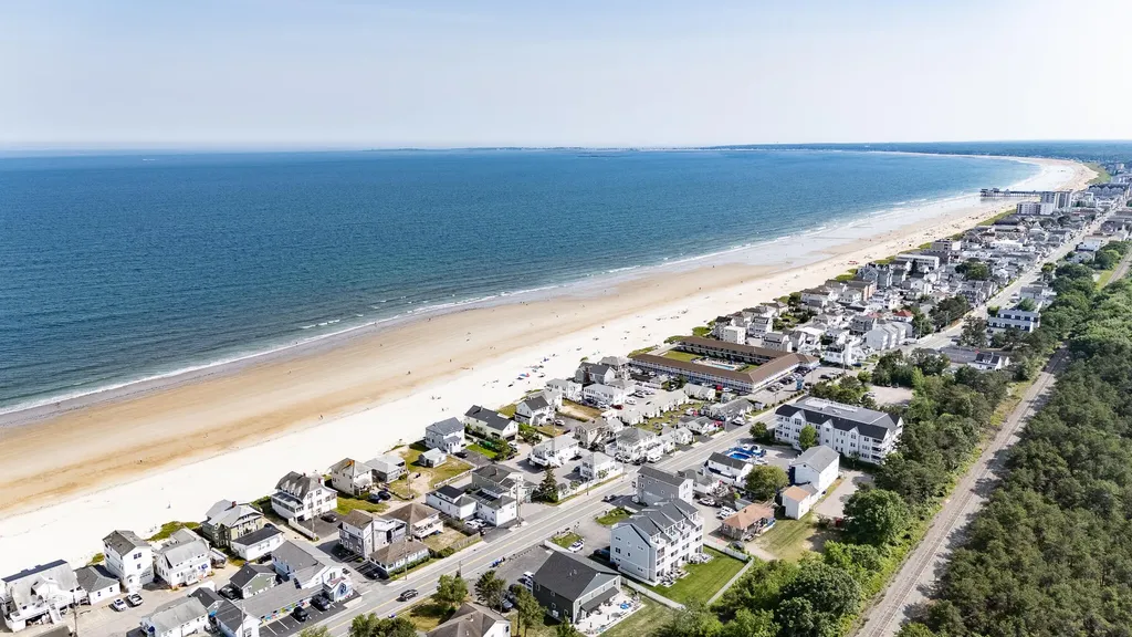 170 E Grand Avenue Old Orchard Beach ME 04064