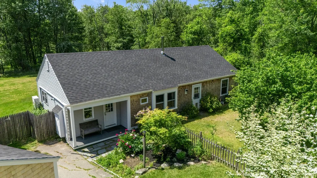 338 Royal Road North Yarmouth ME 04097