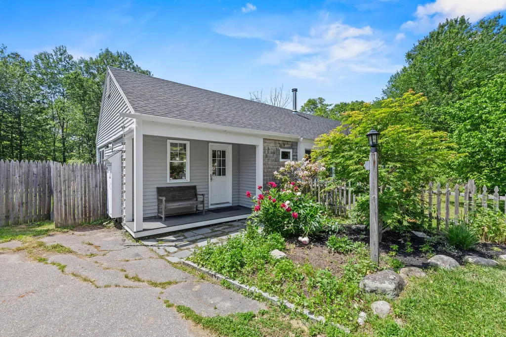 338 Royal Road North Yarmouth ME 04097