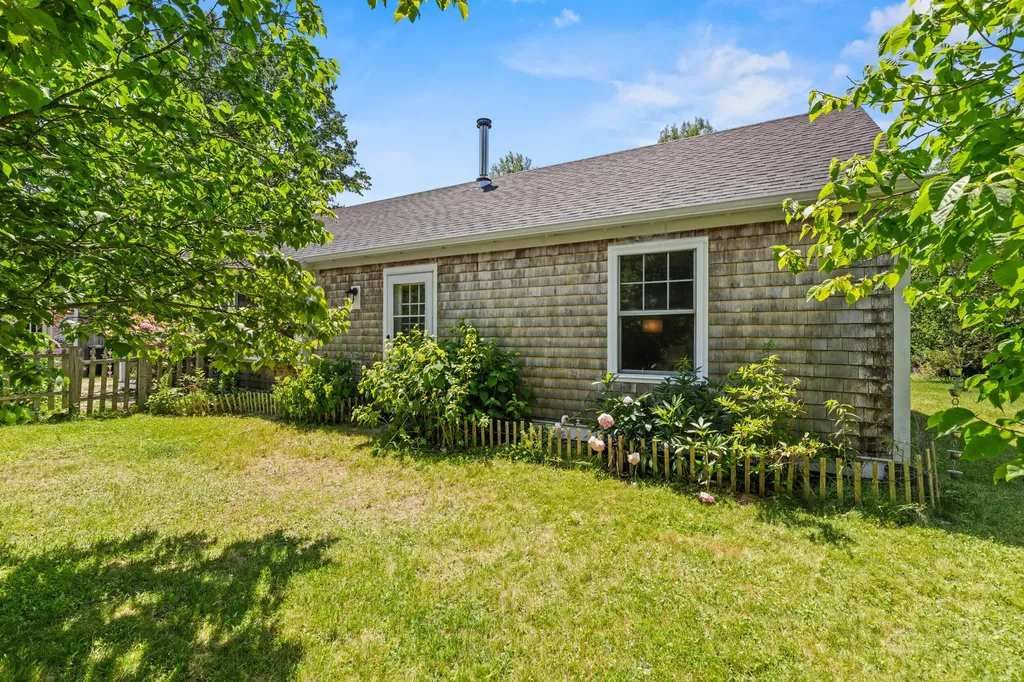338 Royal Road North Yarmouth ME 04097