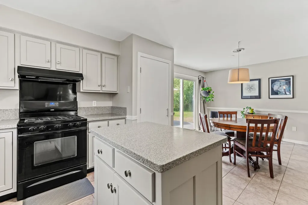 338 Royal Road North Yarmouth ME 04097