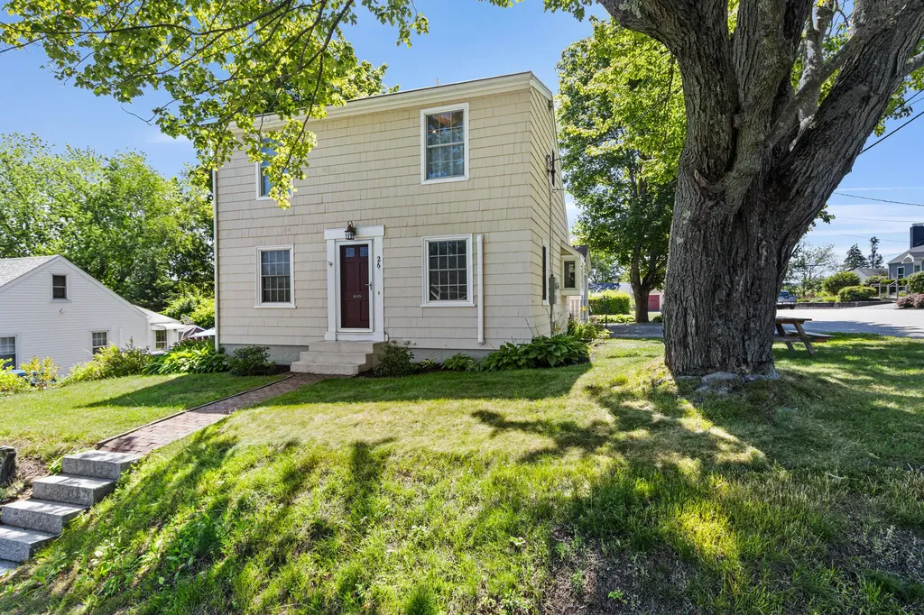 26 Church Street South Portland ME 04106