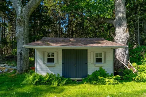 175 Two Lights Road Cape Elizabeth ME 04107