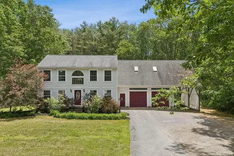 13 Percy Hawkes Road Windham ME 04062