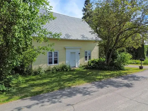 7 Maple Street Vassalboro ME 04989