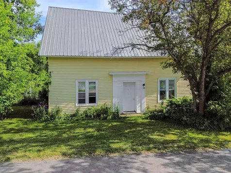 7 Maple Street Vassalboro ME 04989