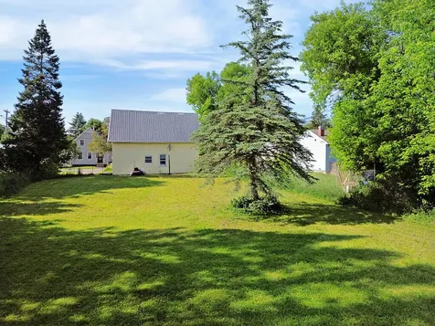 7 Maple Street Vassalboro ME 04989