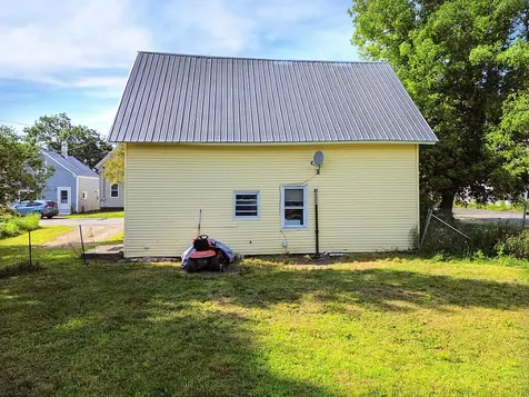 7 Maple Street Vassalboro ME 04989