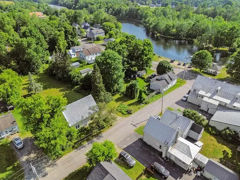 7 Maple Street Vassalboro ME 04989