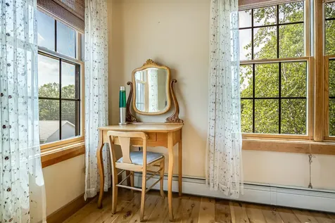271 West Shore Road Waterboro ME 04030
