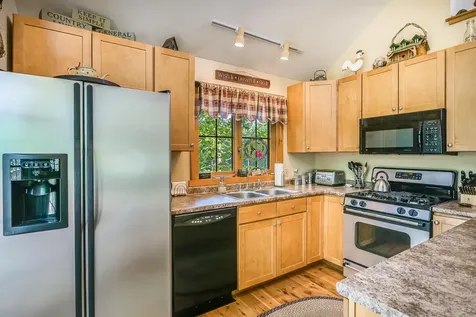 271 West Shore Road Waterboro ME 04030