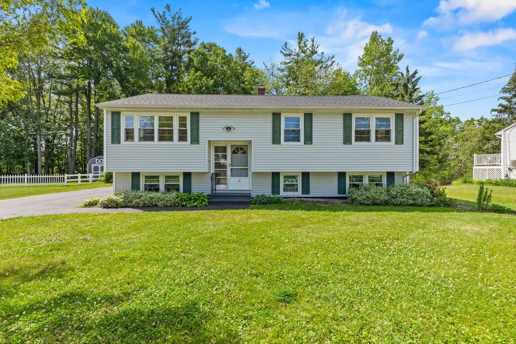 12 Green Needle Drive Scarborough ME 04074
