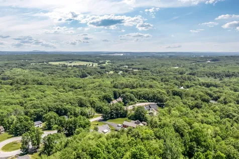 187 Hickory Drive Auburn ME 04210