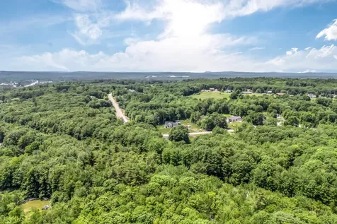 187 Hickory Drive Auburn ME 04210