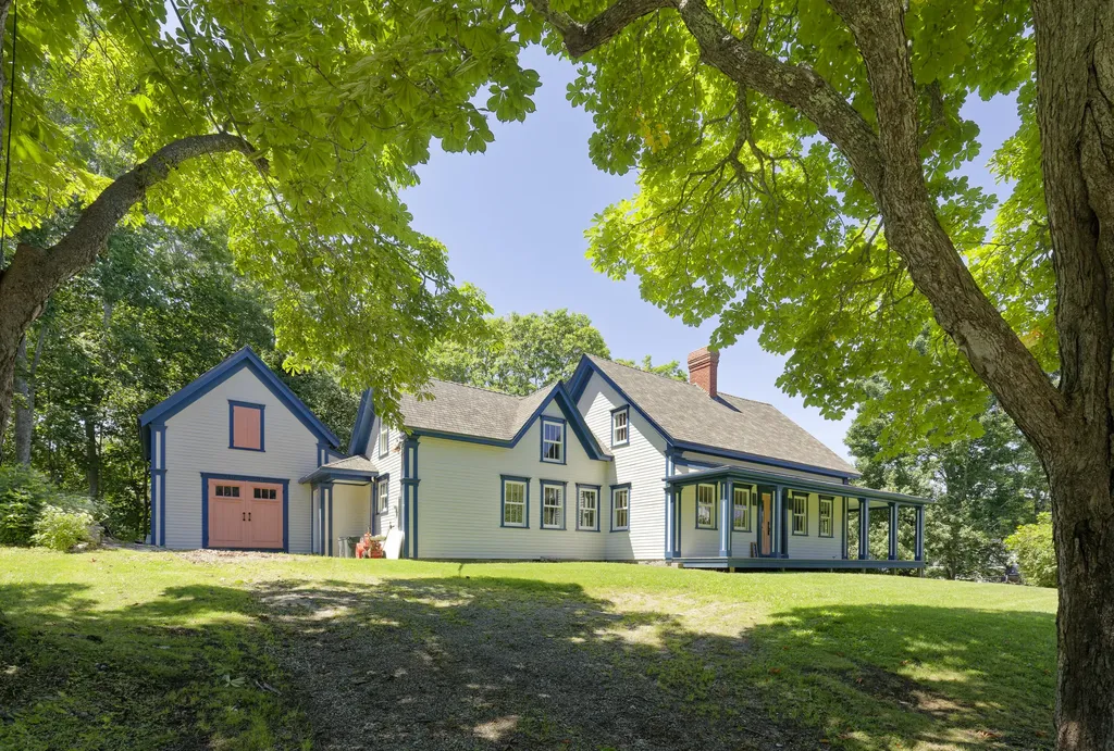 239 Ocean Point Road Boothbay ME 04544