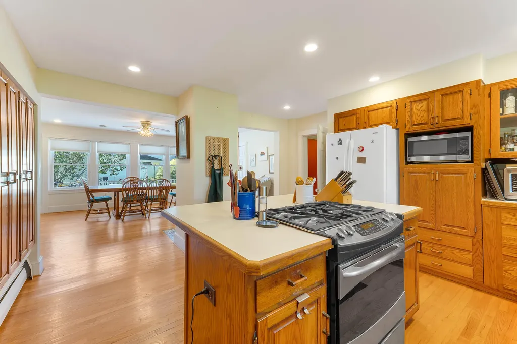 390 Front Street Bath ME 04530