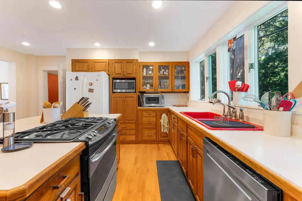 390 Front Street Bath ME 04530