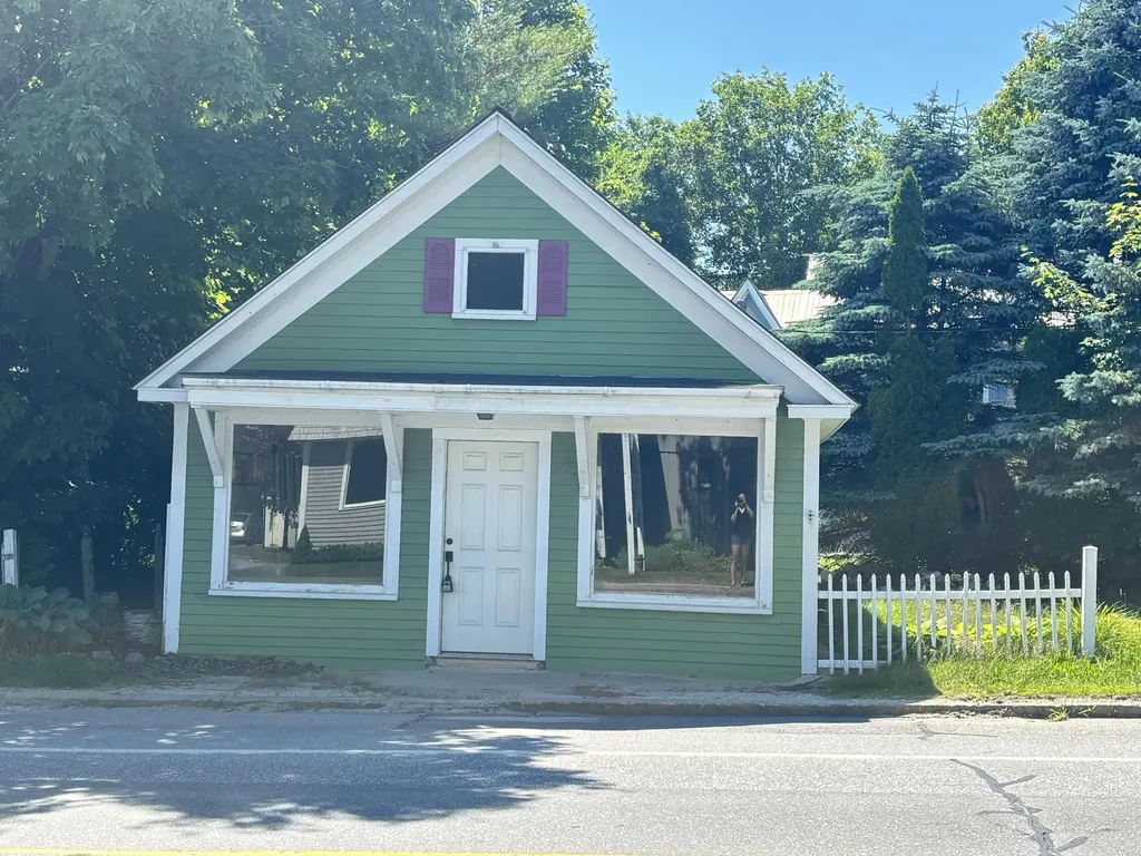 2 Iredale Street Bridgton ME 04009