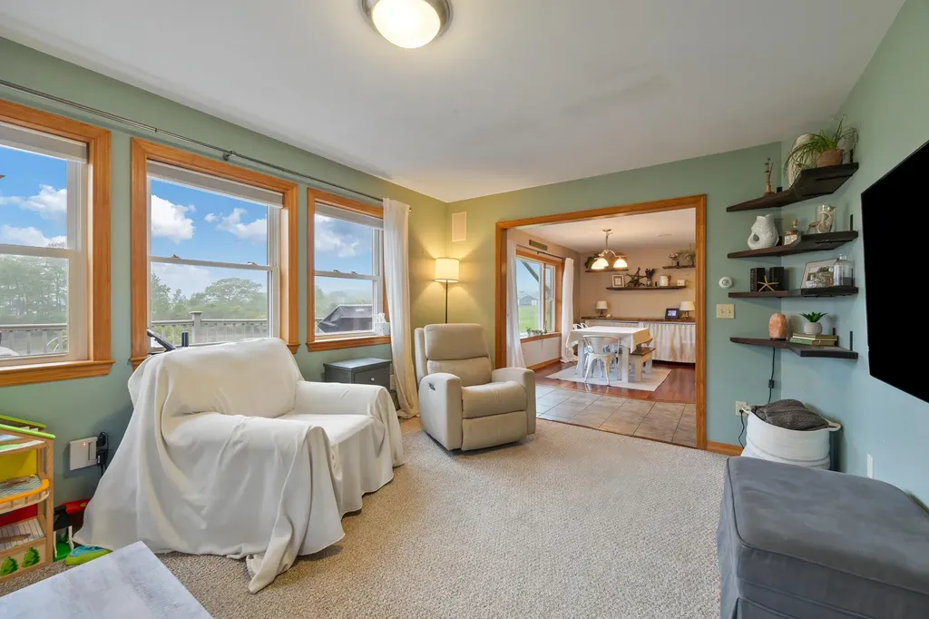 26 Elm Street South Thomaston ME 04858