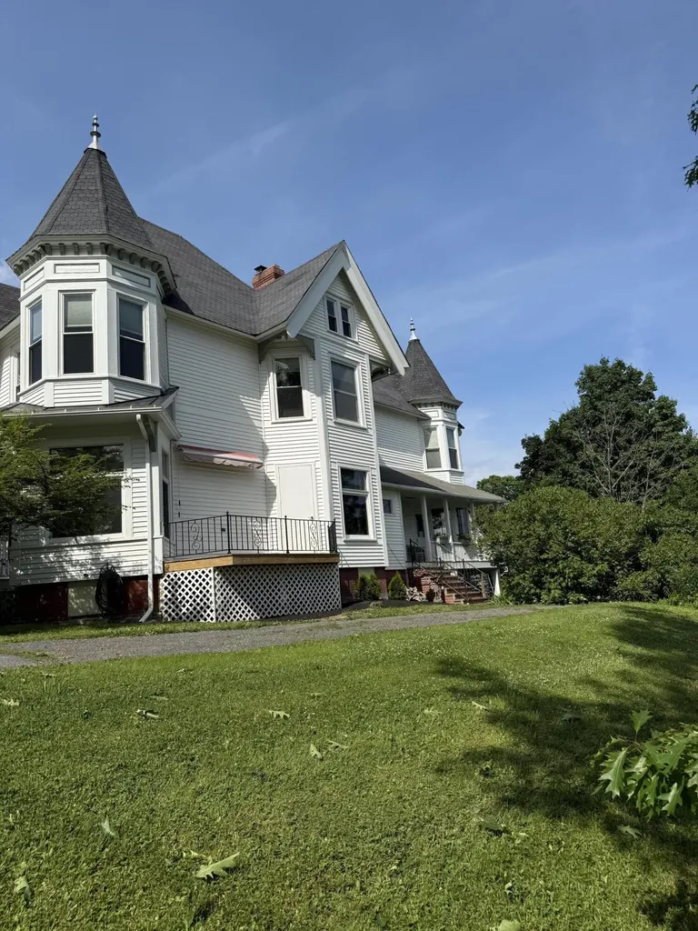 745 Main Street Caribou ME 04736