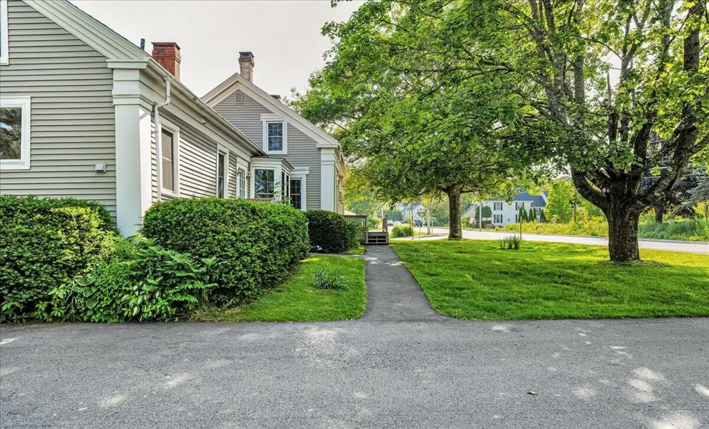 6 W Main Street Searsport ME 04974