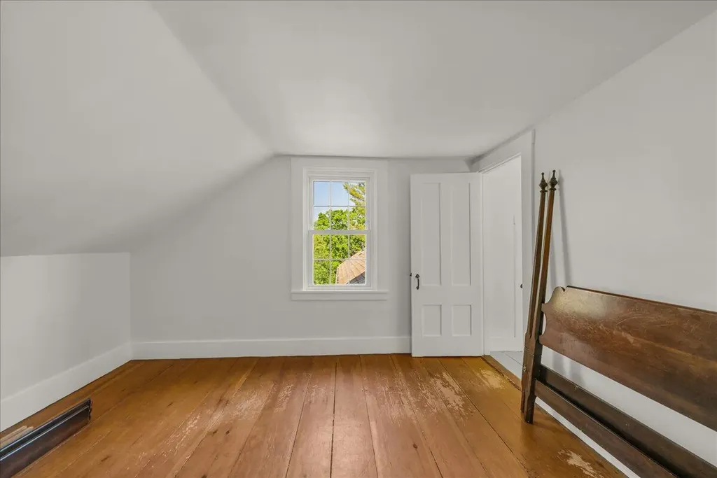 6 W Main Street Searsport ME 04974