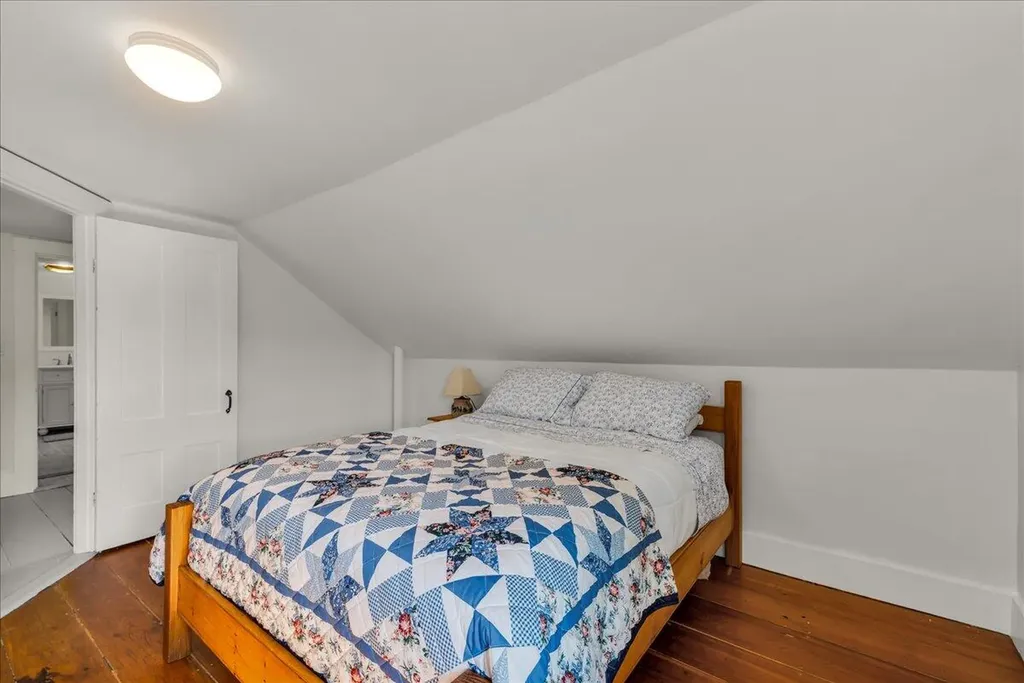 6 W Main Street Searsport ME 04974