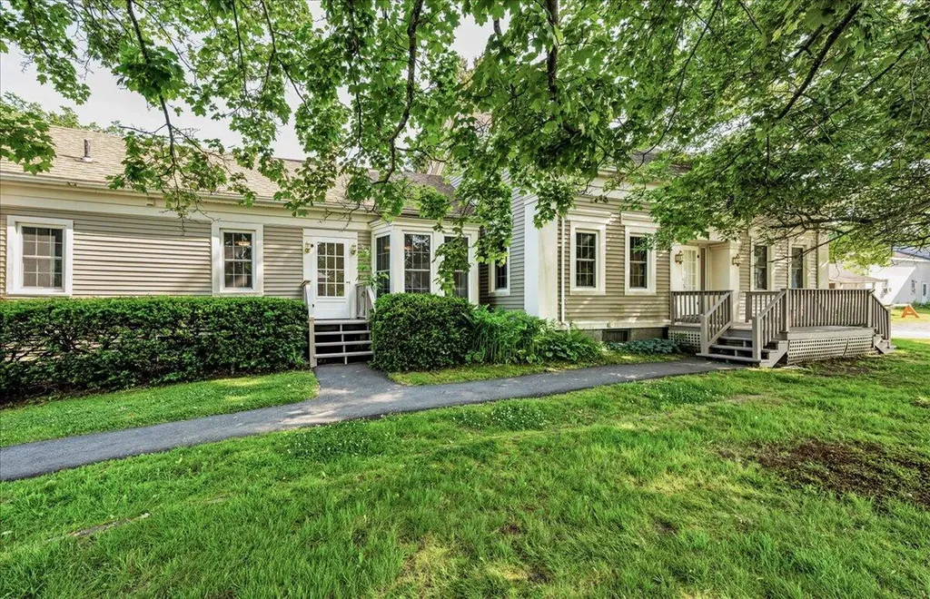 6 W Main Street Searsport ME 04974