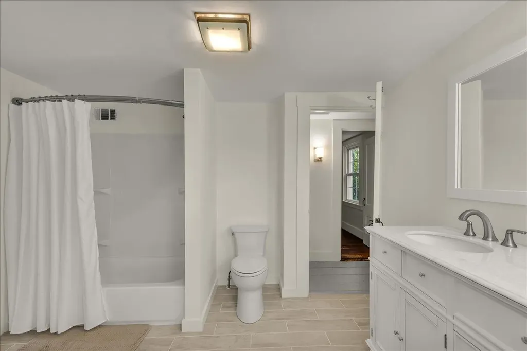 6 W Main Street Searsport ME 04974