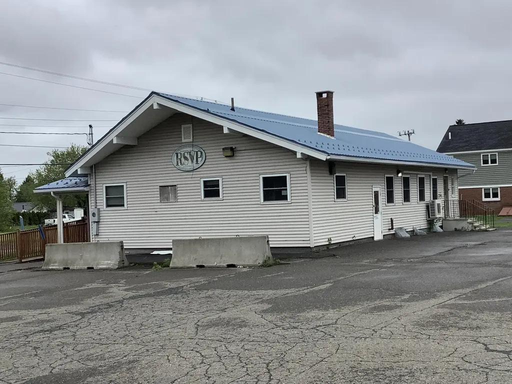 33 Davis Street Presque Isle ME 04769