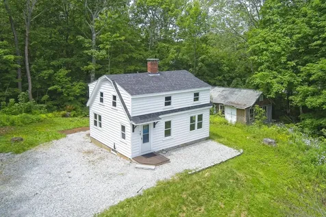23 Dunton Avenue Rockland ME 04841