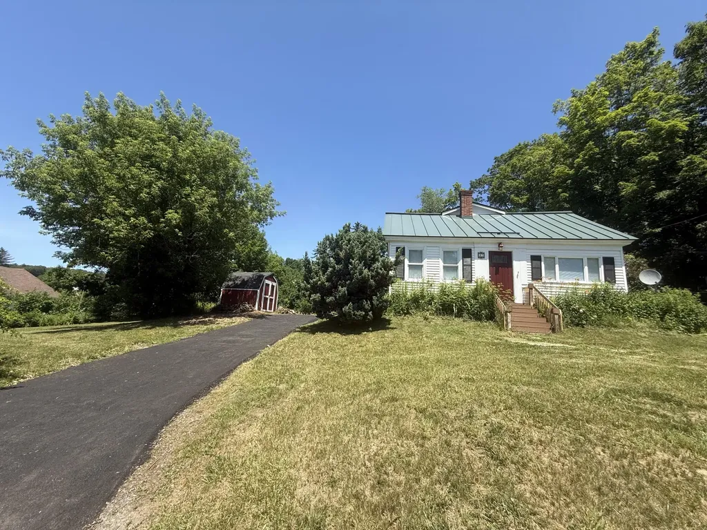 37 Hemlock Street Sabattus ME 04280