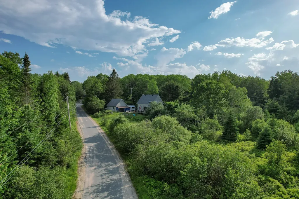 277 Taunton Drive Sullivan ME 04664
