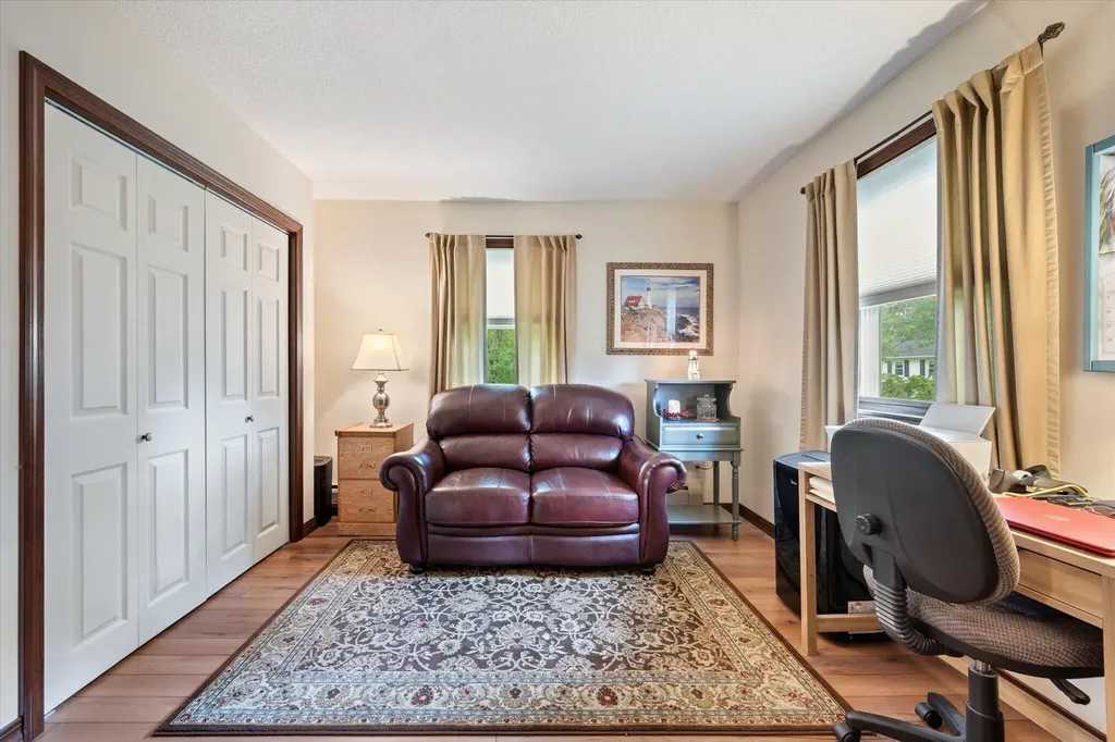 12 Friar Tuck Lane Brewer ME 04412