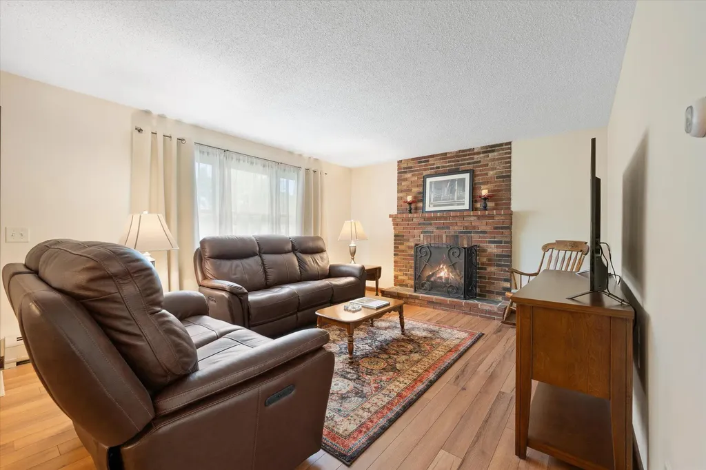 12 Friar Tuck Lane Brewer ME 04412