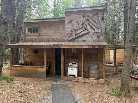 325 Calderwood Road Washington ME 04574