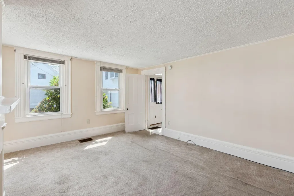 16 Dunlap Street Brunswick ME 04011