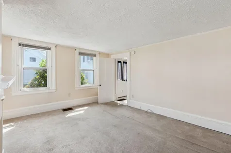 16 Dunlap Street Brunswick ME 04011