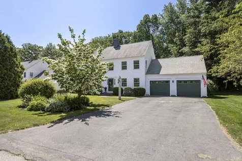 17 Ryefield Drive Scarborough ME 04074