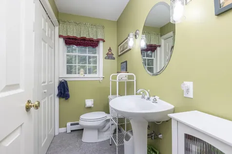 17 Ryefield Drive Scarborough ME 04074