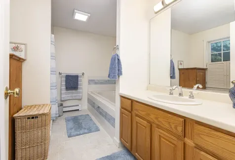 17 Ryefield Drive Scarborough ME 04074