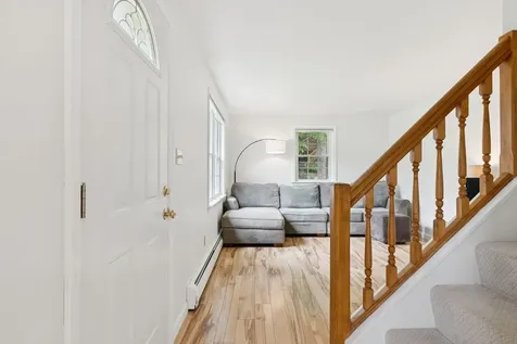 21 Arrowhead Drive Brunswick ME 04011