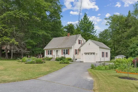 21 Arrowhead Drive Brunswick ME 04011