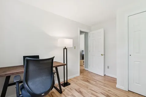 21 Arrowhead Drive Brunswick ME 04011