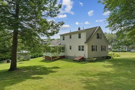 21 Arrowhead Drive Brunswick ME 04011